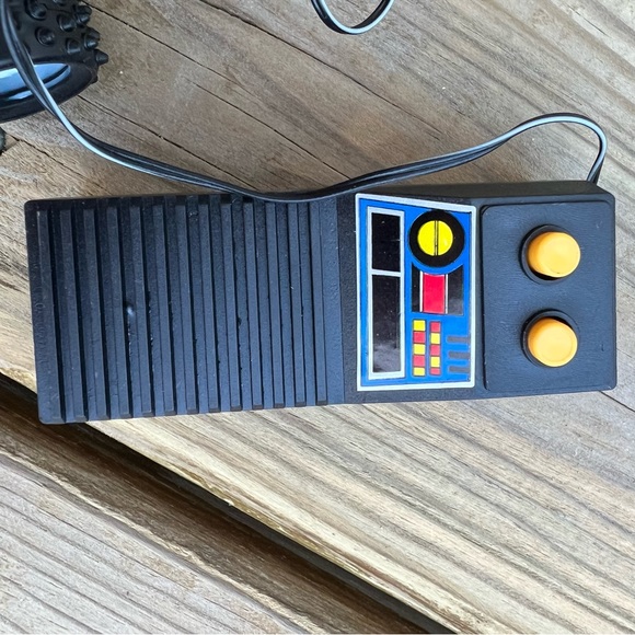 VINTAGE but BRAND NEW 🤯 & working Mini Fox Racing Red car Wired Remote Control - Picture 7 of 16